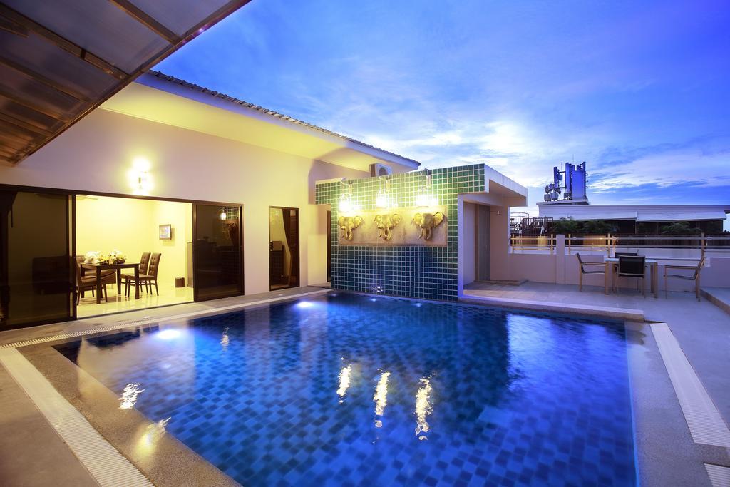 G Penthouse Villa Phuket Buitenkant foto