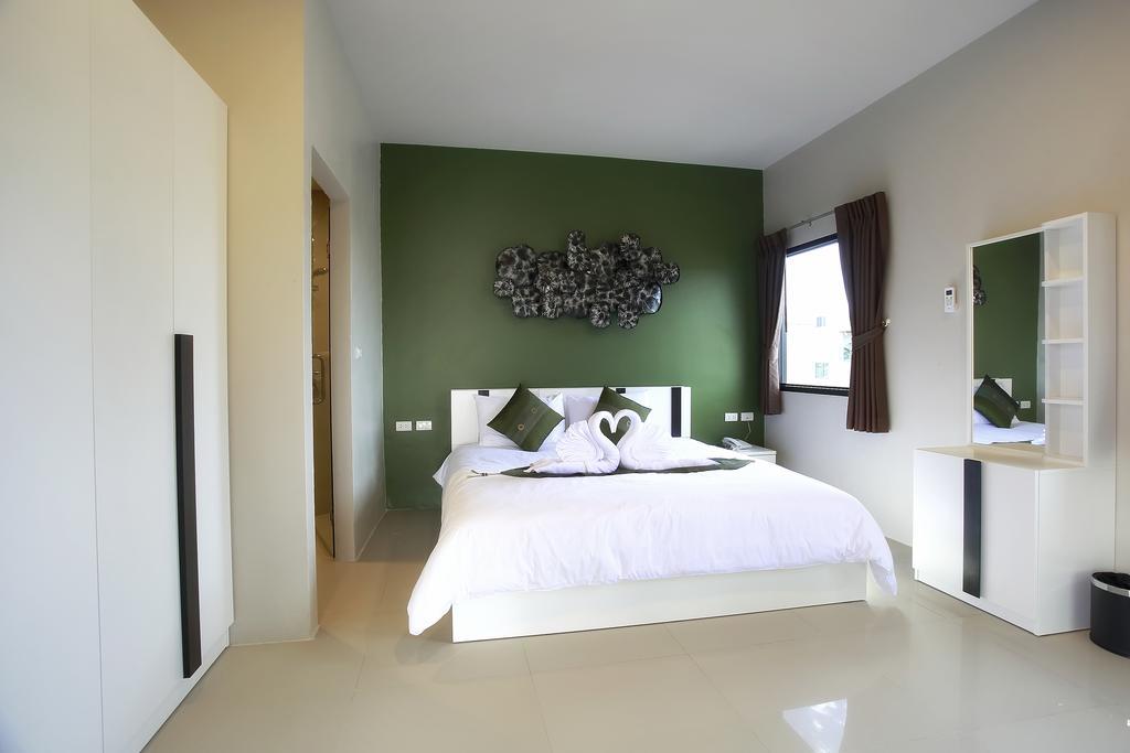 G Penthouse Villa Phuket Buitenkant foto